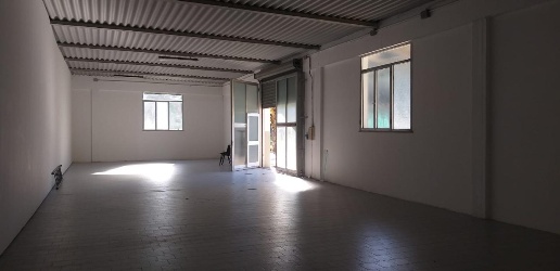 Foto Capannone industriale a Empoli Terrafino di 260 m² con 3 locali