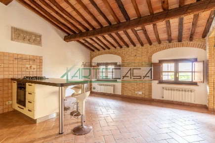 Foto Appartamento a Cascina Centro di 90 m² con 4 locali in vendita