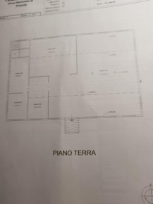 Foto Capannone industriale a Gambassi Terme di 600 m² con 5 locali