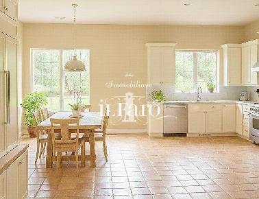 Foto Casa indipendente a Calci Centro di 300 m² con 6 locali in vendita