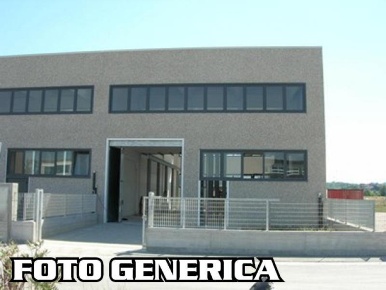 Foto Capannone industriale a Montelupo Fiorentino di 530 m² con 2 locali