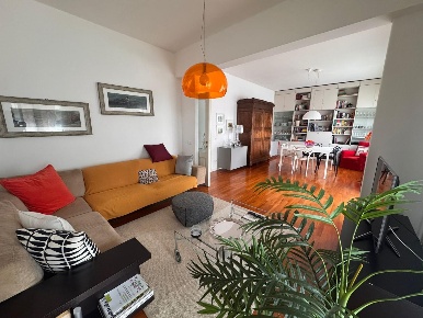 Foto Appartamento a Massa Centro di 141 m² con 5 locali in vendita