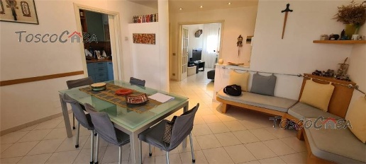 Foto Appartamento in -, Fucecchio di 95 m² con 6 locali in vendita