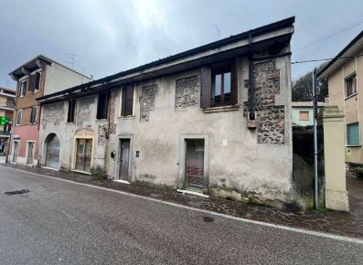 Foto Appartamento in Via San Rocco, Valeggio sul Mincio Centro di 98 m²