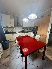 Foto Appartamento a Verona di 122 m² con 5 locali in vendita