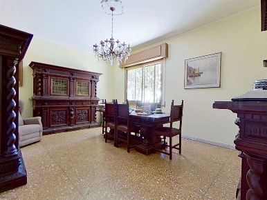 Foto Appartamento in Via Galvani 4, Roma Testaccio di 120 m² con 4 locali