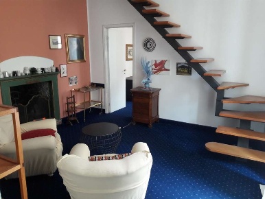 Foto Appartamento a Sarzana di 90 m² con 5 locali in affitto