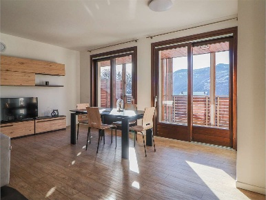 Foto Appartamento in Via S. Defendente, Clusone Centro di 100 m² in vendita