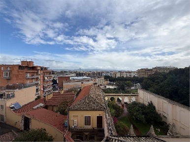 Foto Appartamento a Cagliari di 136 m² con 5 locali in vendita