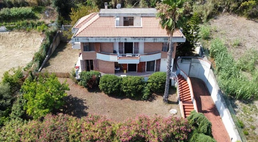 Foto Villa unifamiliare in Via Miramare, San Benedetto del Tronto Centro