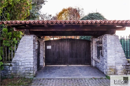 Foto Appartamento in Via Fermi 839, Ispra Centro di 50 m² con 2 locali