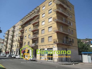 Foto Appartamento in Via Vittorio Veneto 6, Ozieri Centro di 156 m²