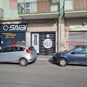 Foto Negozio in Via Monte Grappa 29, Scafati Centro di 50 m² in vendita