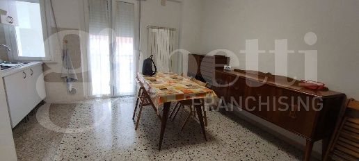 Foto Appartamento in marche, Macerata Centro di 80 m² con 3 locali