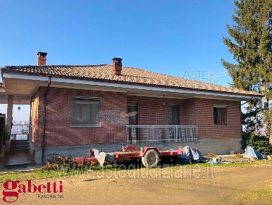 Foto Casa indipendente in Rivetti, Neive Rivetti di 132 m² in vendita