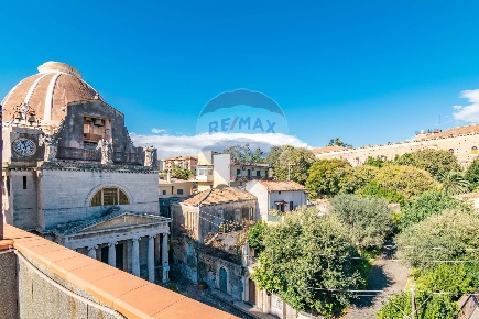 Foto Attico in VIA DAFNICA VICO GAMBINO, Acireale Centro Storico di 49 m²