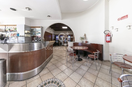 Foto Negozio in Via Milazzo, Busto Arsizio Sant'Edoardo di 77 m² in vendita