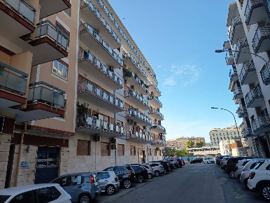 Foto Appartamento in Via Ugo De Carolis, Taranto Italia - Montegranaro