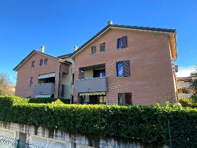 Foto Appartamento in Via Mazzini, Carnate di 126 m² con 4 locali in vendita