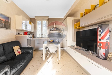 Foto Appartamento in via Luciano Mana, Rho Lucernate di 66 m² con 3 locali