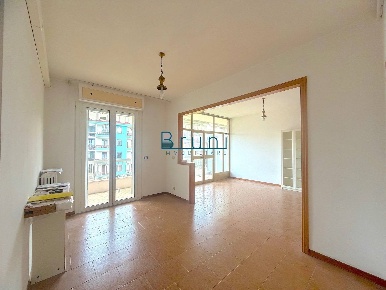 Foto Appartamento in Via Galileo Galilei, Grottammare Centro di 90 m²