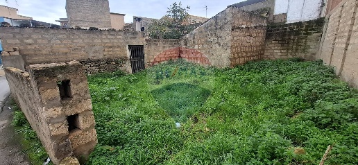 Foto Terreno residenziale in via Rosolino Pilo 2, Vittoria Centro di 205 m²