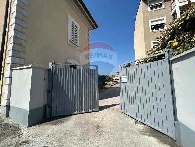 Foto Box in Via Zoia, Milano Quarto Cagnino di 16 m² con 1 locali