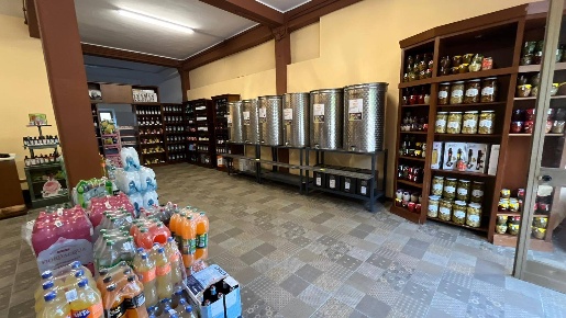 Foto Attività commerciale in via Roma, Villetta Barrea di 75 m² in vendita