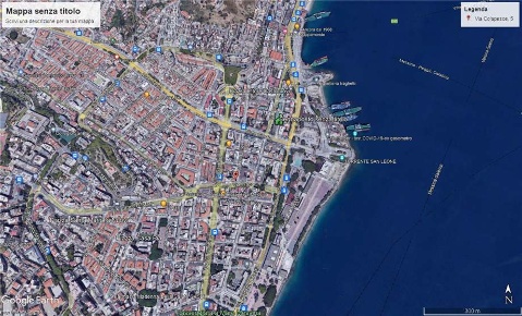 Foto Box in Via Garibaldi 196, Messina Garibaldi di 159 m² con 1 locali