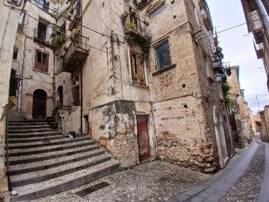 Foto Appartamento in via Argento, Cosenza Centro Storico di 80 m²
