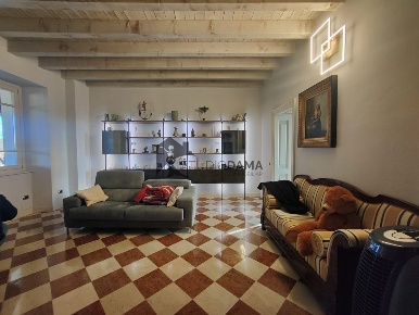 Foto Appartamento in via brenta 16, Lonato del Garda Lonato di 180 m²