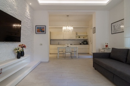 Foto Appartamento in via Manzoni 32, Follonica Centro di 80 m² con 4 locali