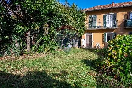 Foto Appartamento in Salita Rognoni, Gignese Centro di 47 m² con 2 locali