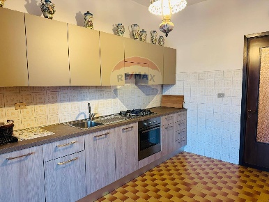 Foto Appartamento in Via Fratelli Codecasa, San Giuliano Milanese di 105 m²