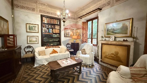 Foto Villa singola a Borgo a Mozzano Valdottavo di 263 m² con 11 locali