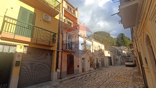 Foto Casa indipendente in via borgo  cuba 25, Chiaramonte Gulfi Centro