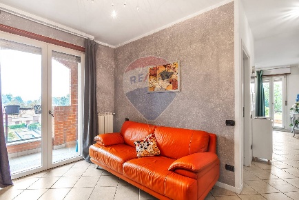 Foto Attico in Piazza Eugenio Montale, Gorla Minore di 110 m² con 4 locali