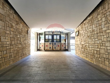 Foto Appartamento in Via Badia di Cava, Roma Ardeatino - Montagnola