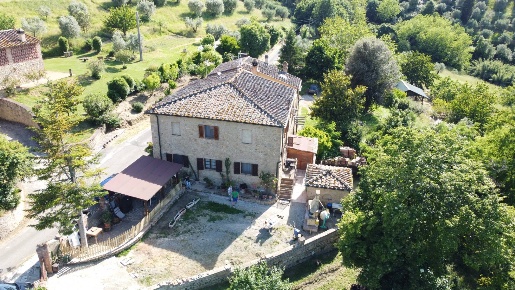 Foto Rustico a Volterra Centro di 205 m² con 9 locali in vendita