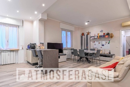 Foto Appartamento in Via Buratti, Bergamo Redona di 95 m² con 3 locali