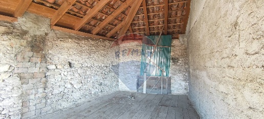 Foto Appartamento in Via Regina Margherita Calogna, Lesa Calogna di 70 m²