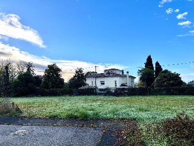 Foto Terreno residenziale in via Marco Polo, Roveredo in Piano di 718 m²