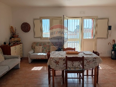 Foto Casa indipendente a Modica Piano Ceci di 124 m² con 6 locali