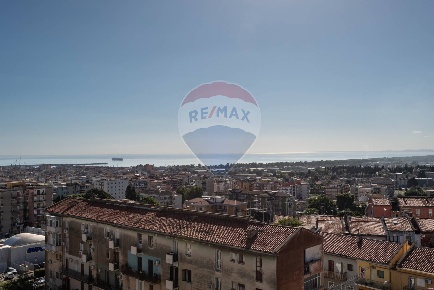 Foto Appartamento in Via Nervesa Della Battaglia, Catania di 139 m²