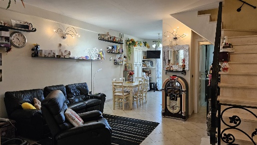 Foto Villa a schiera in Via Dante Alighieri, Colli al Metauro Villanova