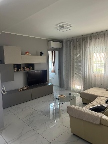 Foto Appartamento in Via Giuseppe Mazzini, Porto Viro Centro di 130 m²