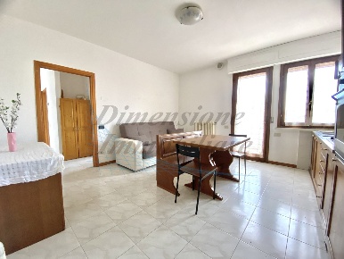 Foto Appartamento in Via Gaetano Donizetti, Cecina Cecina Centro di 70 m²