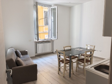 Foto Appartamento in Via Castelmaraldo 7, Modena Centro Storico di 68 m²