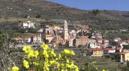 Foto Rustico in Via San Bernardo 11, Pompeiana Centro di 183 m² in vendita