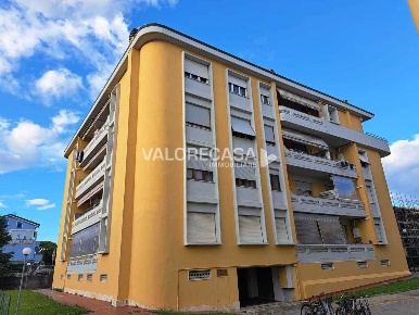 Foto Appartamento in Viale XX Settembre  251 B, Carrara Avenza di 120 m²